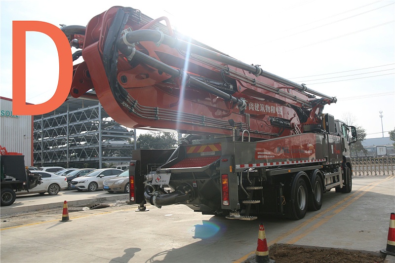 青島（dǎo）混凝土（tǔ）泵車價格 (8)