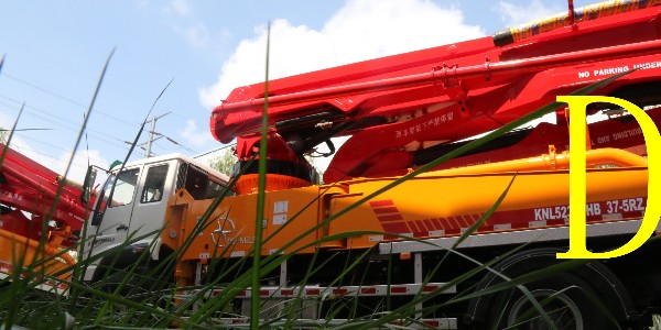 在使用混凝土輸送泵前（qián）如何對現場進行一個簡單的布置？