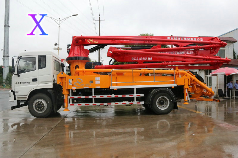 小型（xíng）泵車