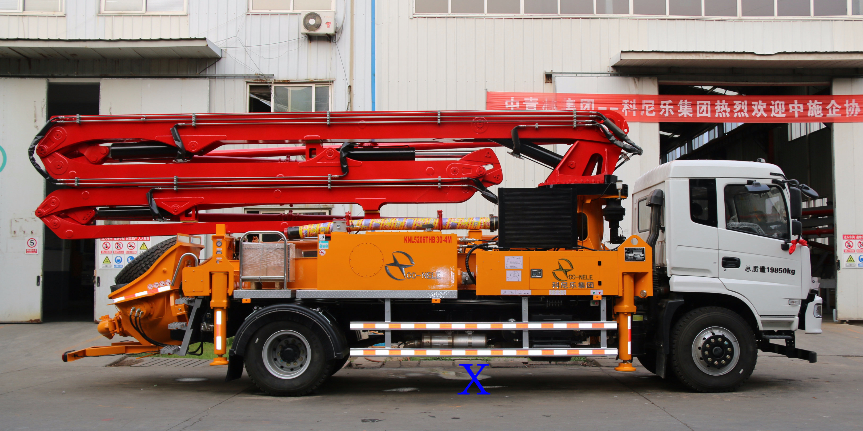 小型泵（bèng）車如何清洗和更（gèng）換濾清器