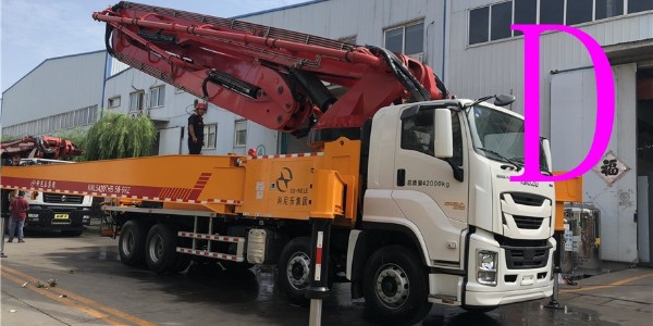 你了解生活中（zhōng）常見的小型混凝土（tǔ）泵車需要的裝（zhuāng）備有哪些嗎