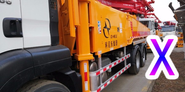 小型混凝土泵車的（de）主要組成（chéng）部分，組成（chéng）一台完整的泵車（chē）——科尼樂集（jí）團（tuán）