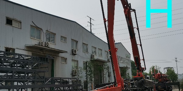 你知道泵車臂架（jià）油缸怎麽工作嗎