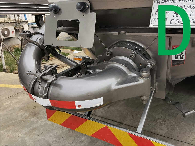 青島（dǎo）混凝土（tǔ）泵車價格 (41)